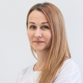 Студенская Евгения Владимировна, стоматолог-терапевт