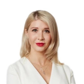 Попова Анастасия Сергеевна, врач-косметолог