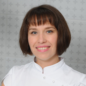 Елыгина Виктория Николаевна, стоматолог-терапевт