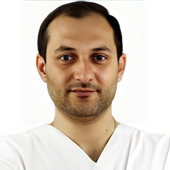 Саркисян Наири Аркадьевич, стоматолог-терапевт