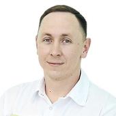 Савостин Роман Сергеевич, стоматолог-хирург