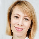 Жулидова Анна Сергеевна, стоматолог-терапевт