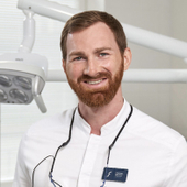 Иващенко Александр Николаевич, имплантолог