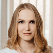 Шелопугина Юлия Викторовна, стоматолог-терапевт