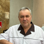 Васенев Сергей Михайлович, стоматолог-терапевт