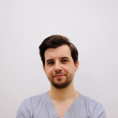 Бухарев Никита Васильевич, стоматолог-хирург