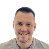 Семёнов Никита Витальевич, стоматолог-терапевт