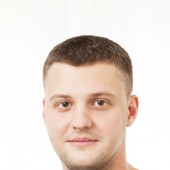 Суржиков Роман Павлович, стоматолог-хирург