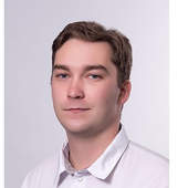 Булгаков Дмитрий Александрович, стоматолог-терапевт