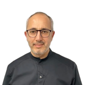 Кашлян Ваган Арутюнович, стоматолог-хирург