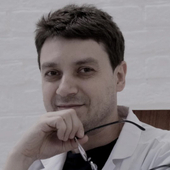 Кахраманов Эльдар Бегларович, пластический хирург