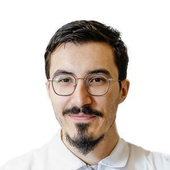 Гусейнов Рустам Арифович, стоматолог-хирург