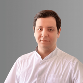 Романовский Артур Дмитриевич, стоматолог-ортопед