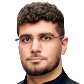 Намоян Андраник Мусаевич, пластический хирург