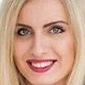 Калинина Юлия Евгеньевна, стоматолог-терапевт