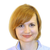 Пряхина (Плескачева) Екатерина Владимировна, стоматолог-терапевт