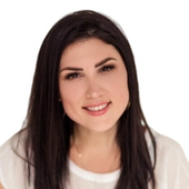 Рослякова Яна Дмитриевна, врач-косметолог