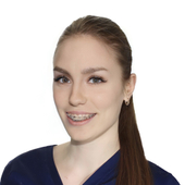 Орлова Ульяна Константиновна, стоматолог-терапевт