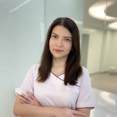 Буланова Екатерина Алексеевна, стоматолог-хирург