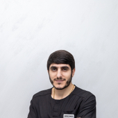 Зулоян Гегам Анушаванович, стоматолог-хирург