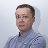 Курлаев Денис Сергеевич, стоматолог-терапевт