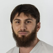 Гаджиметов Гаджимет Бинямович, стоматолог-хирург