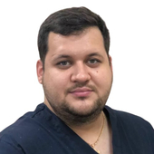 Хакимов Максим Улугбекович, стоматолог-терапевт