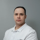 Бабан Эдуард Анатольевич, стоматолог-хирург