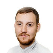 Варламов Антон Сергеевич, стоматолог-хирург