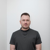 Кадиков Радмир Рамильевич, стоматолог-хирург