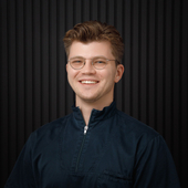 Фомин Артём Андреевич, стоматолог-хирург