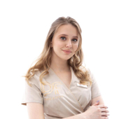 Суркова Алина Сергеевна, врач-косметолог