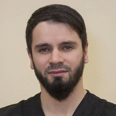 Алипбеков Насип Нурипашаевич, нейрохирург