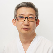 Ким Сергей Давидович, стоматолог-хирург