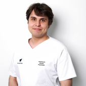 Муратшин Динар Радикович, стоматолог-терапевт