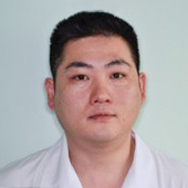 Ли Эдуард Енисеевич, детский хирург