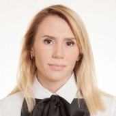 Смирнова Анна Аркадьевна, стоматолог-терапевт