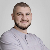 Кузнецов Евгений Александрович, стоматолог-ортопед