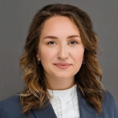 Стукал Евгения Александровна, стоматолог-терапевт