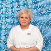 Яценко Елена Николаевна, стоматолог-хирург