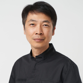 Бя Станислав Чердюнович, стоматолог-ортопед