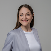 Васильева Яна Валерьевна, стоматолог-терапевт