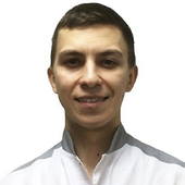 Бадрутдинов Данис Асхатович, стоматолог-хирург