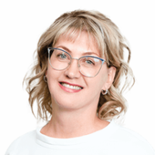 Макагон Марина Вячеславовна, стоматолог-терапевт