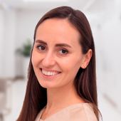 Леонтьева Ирина Евгеньевна, пародонтолог