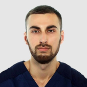 Хуштов Инал Заурович, стоматолог-терапевт