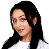 Саакян Арпине Аргиштовна, стоматолог-терапевт