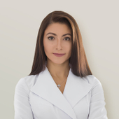 Акопова Карина Витальевна, врач-косметолог