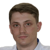 Долгов Артур Олегович, стоматолог-терапевт