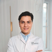 Леднёв Павел Владимирович, пластический хирург